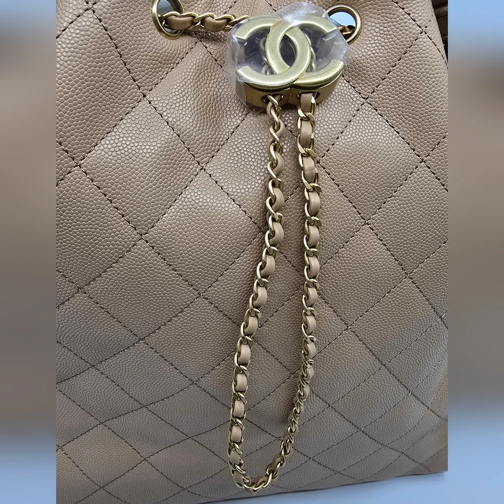 Chanel 25 Medium